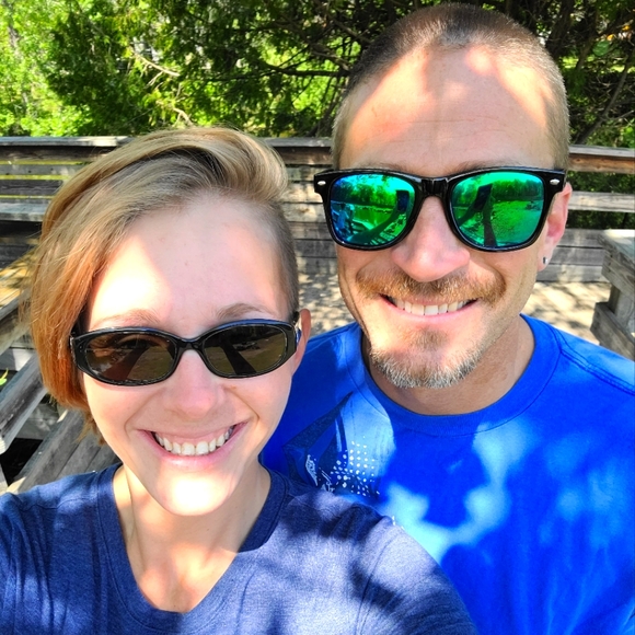 Meet your Posher, Amber - Picture 1 of 1